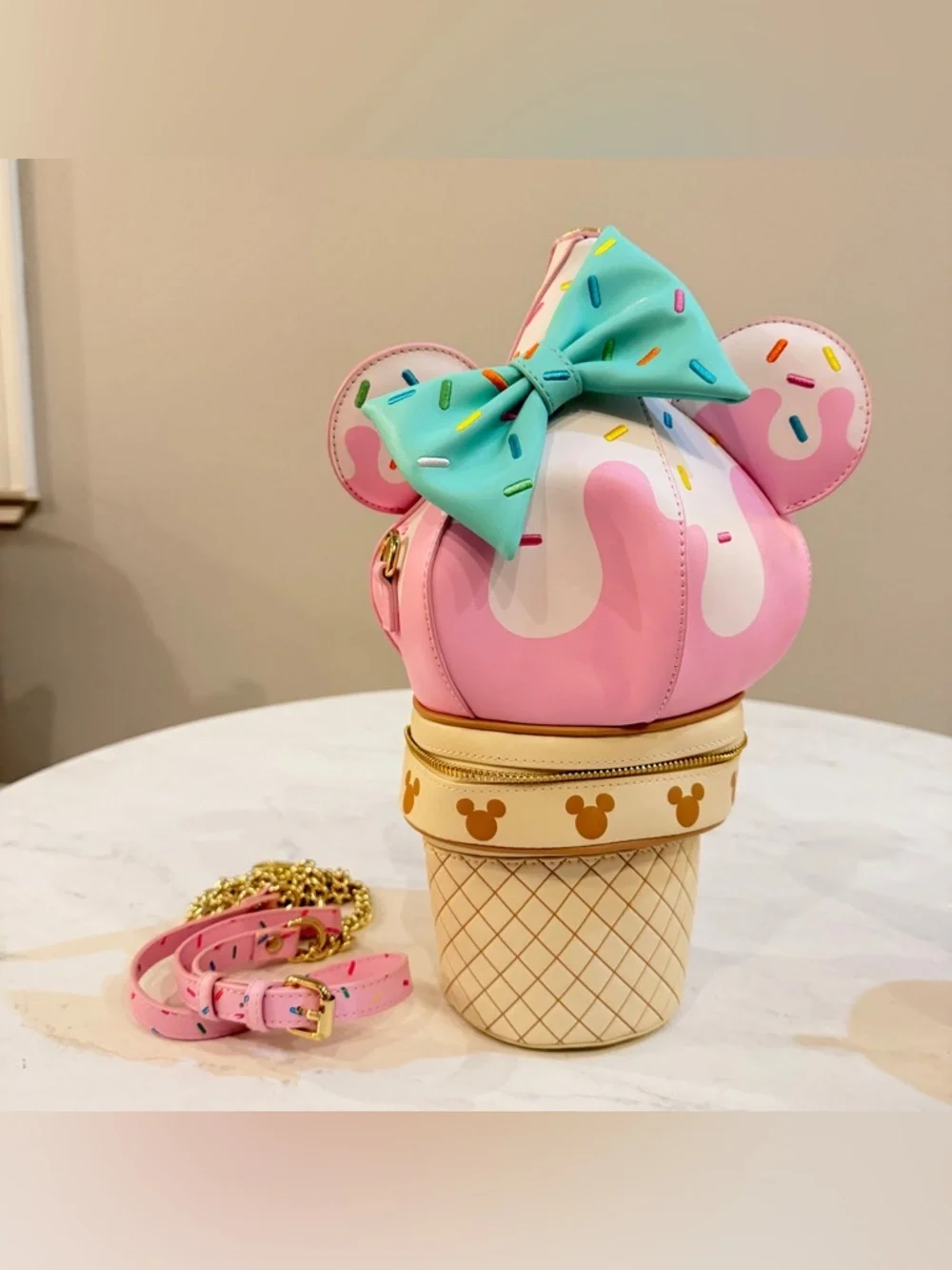 NEW Loungefly Stitch Shoppe Disney Minnie Soft Serve Ice Cream Crossbody Bag - Picture 16 of 16
